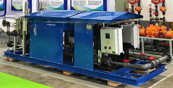 一体化高速混合射流装置(图1) 1-250QQ400595F.jpg